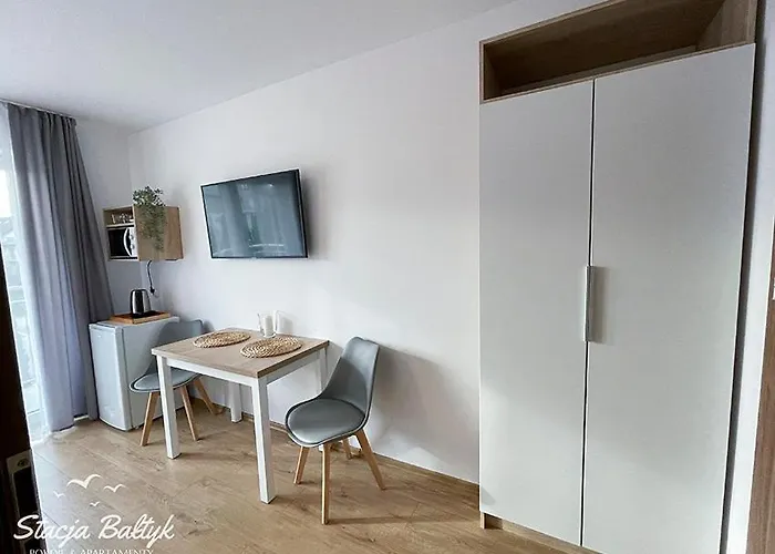 Stacja Baltyk 民宿 卡尔维亚